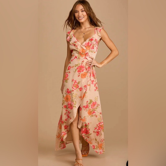 Lulus Dresses & Skirts - Lulus dress